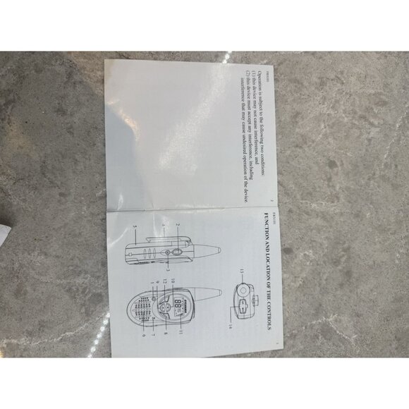 Silvania Two-way radios FRS104 with manual. Pre-owned. - Picture 4 of 6